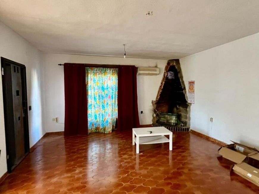 Španělsko Opportunité de rénovation à Aguas Nuevas, terrain de près de 600 m2