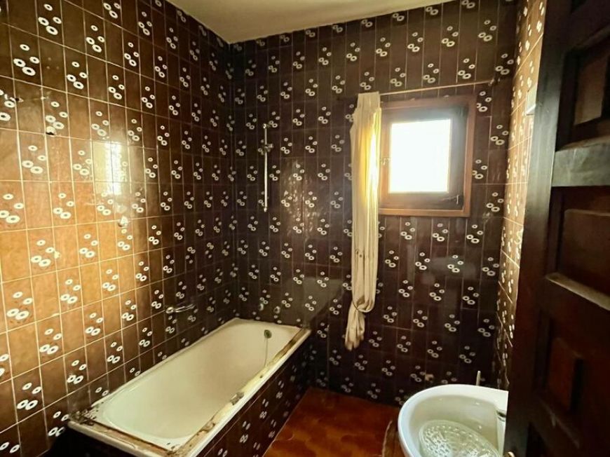 Španělsko Opportunité de rénovation à Aguas Nuevas, terrain de près de 600 m2