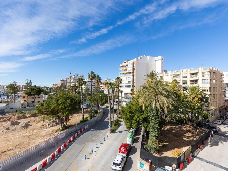 Španělsko Prime location opportunity in the new port