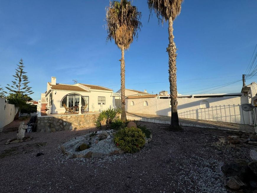 Spain π‘ Townhouse in La Siesta, Torrevieja