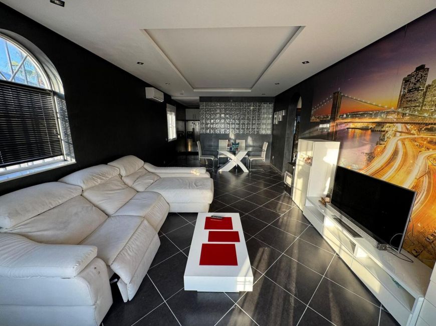 Spain 🏡 Townhouse in La Siesta, Torrevieja