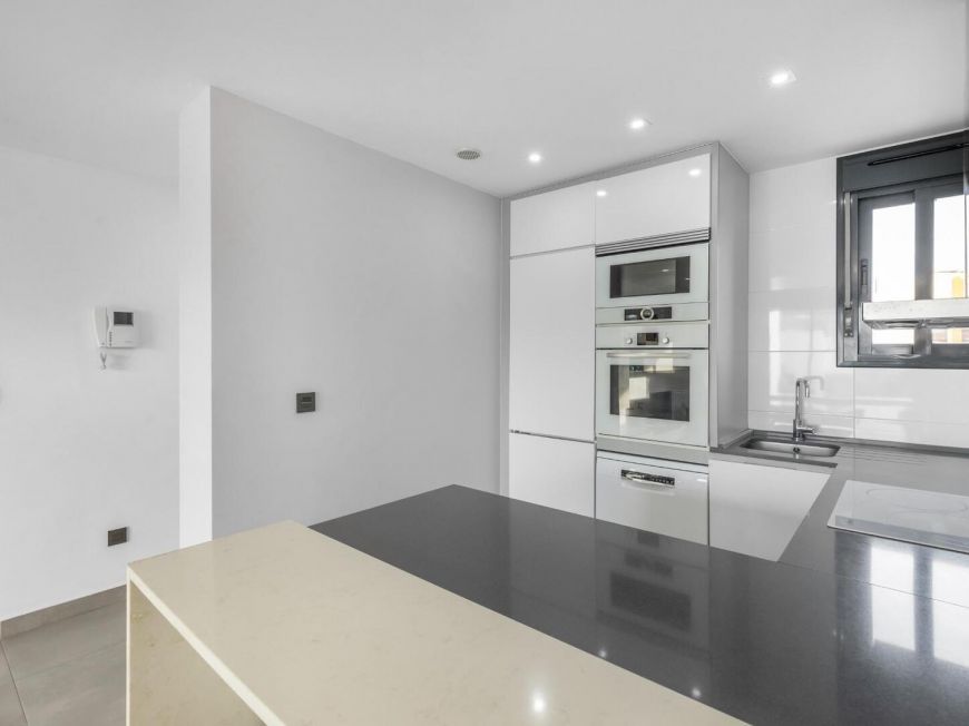 Spain Top Floor Bungalow with Private Solarium – Oasis Beach 7, Punta Prima (Torrevieja)