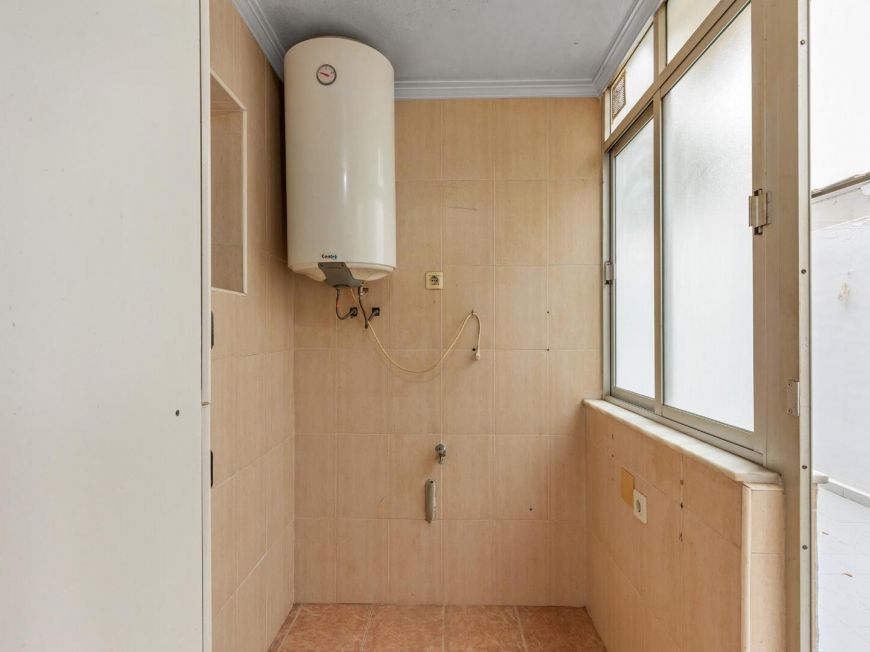 Španělsko South-facing apartment just 500 m from Playa del Cura, Torrevieja