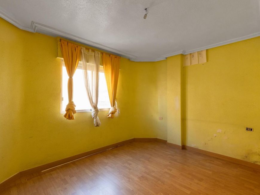 Španělsko South-facing apartment just 500 m from Playa del Cura, Torrevieja