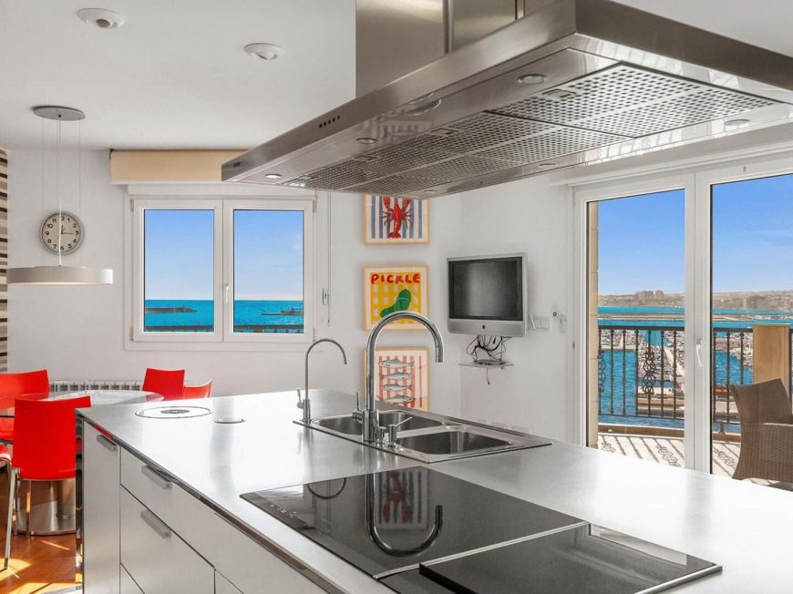 Španělsko Very special homes with spectacular views