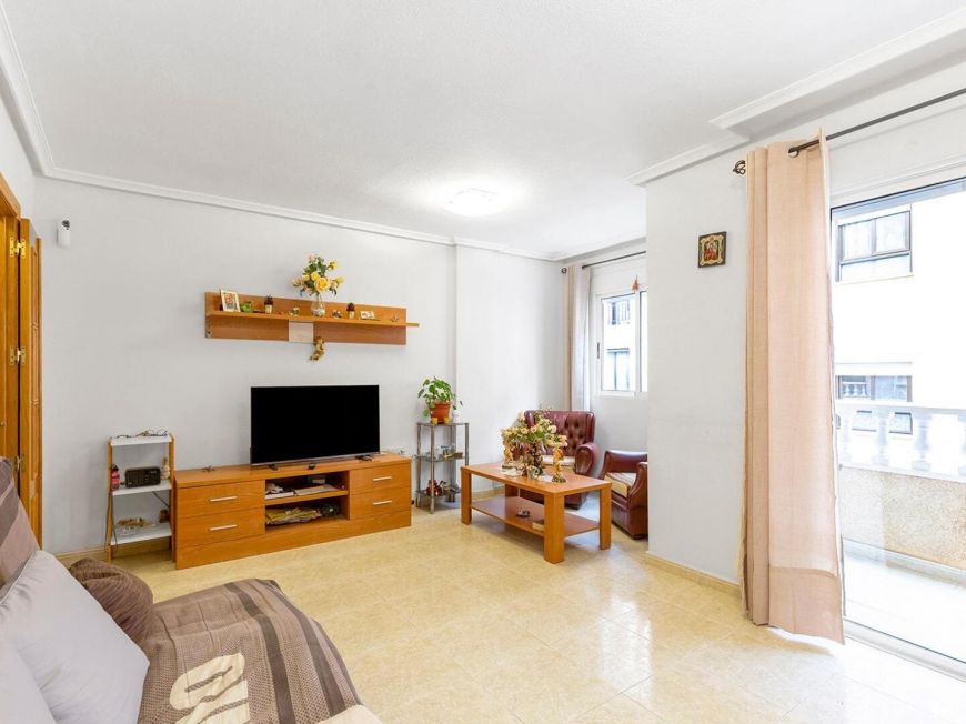 Španělsko Opportunity for 2 bedrooms with 2 bathrooms