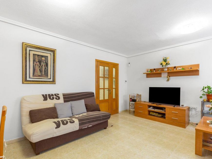 Španělsko Opportunity for 2 bedrooms with 2 bathrooms