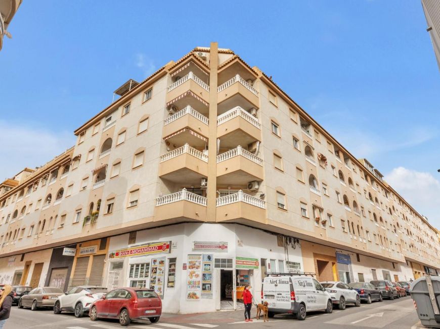 Španělsko Dream Penthouse in Residencial Santa Gema: Light, Space and Views in Torrevieja. Garage and communal pool.