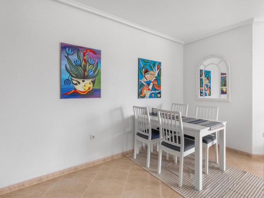 Španělsko Dream Penthouse in Residencial Santa Gema: Light, Space and Views in Torrevieja. Garage and communal pool.