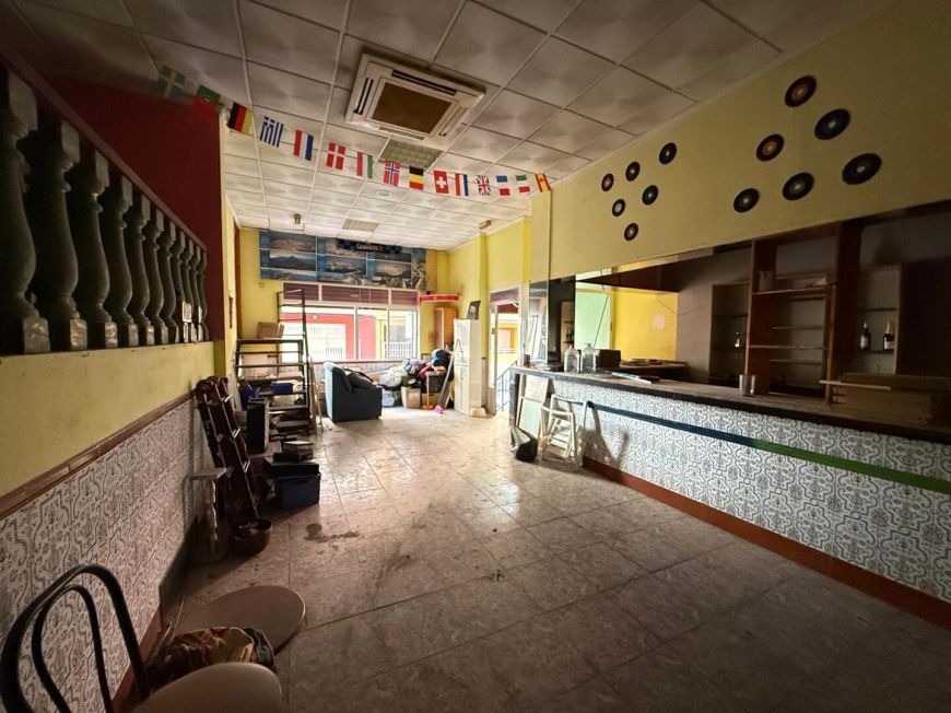 Španělsko Commercial Premises in Playa del Cura – Great Investment Opportunity in Torrevieja