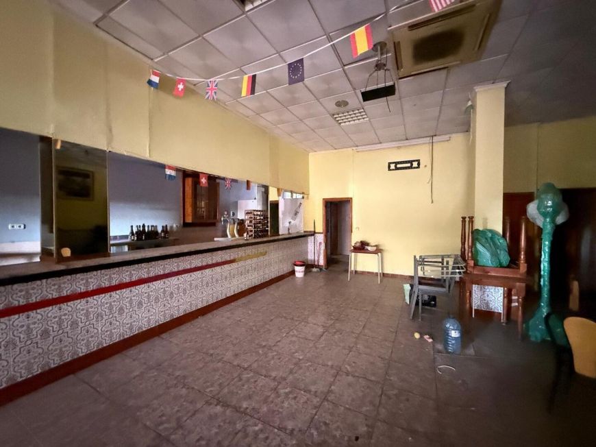 Španělsko Commercial Premises in Playa del Cura – Great Investment Opportunity in Torrevieja