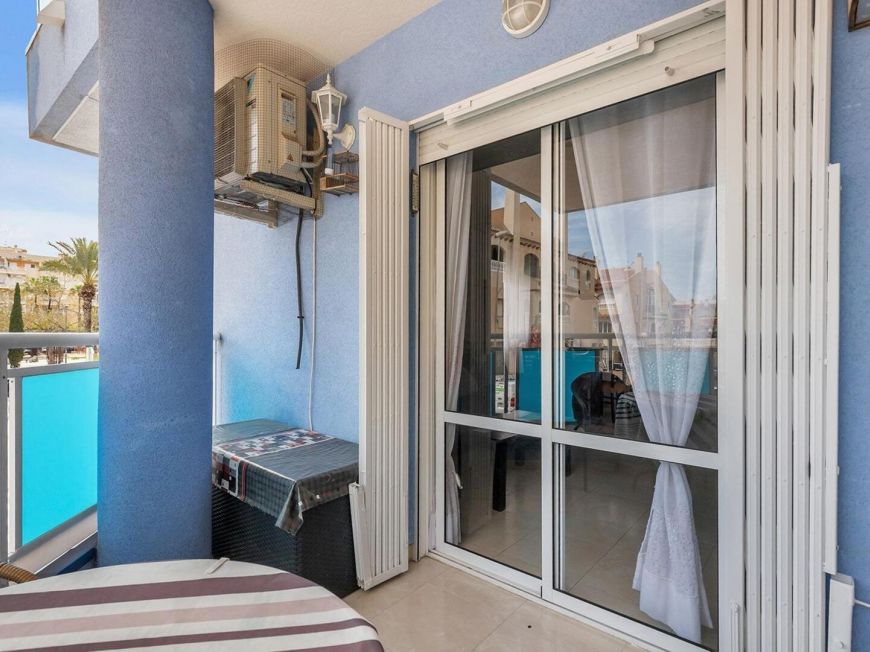 Španělsko Opportunity: 2 bedrooms, all exterior