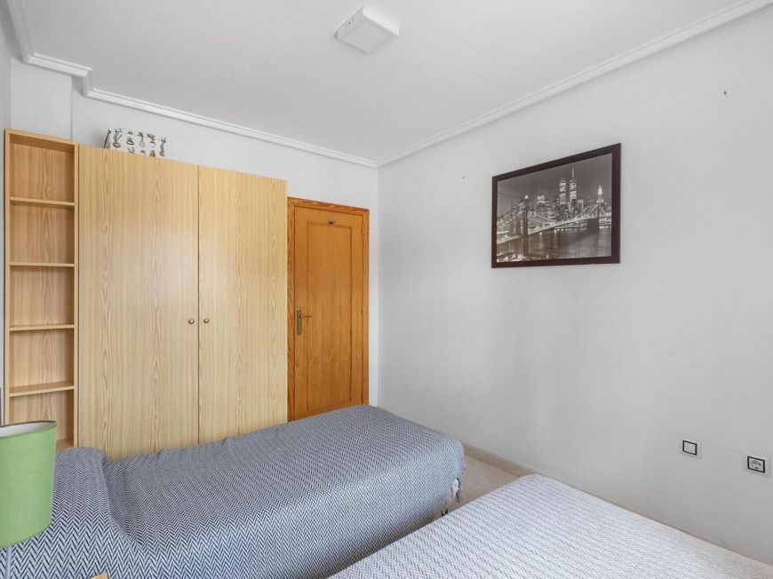 Španělsko Opportunity: 2 bedrooms, all exterior