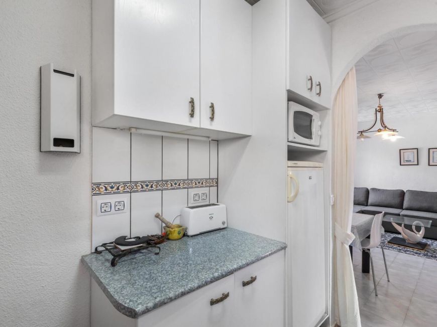 Espanha Opportunity: Chalet with large 317 m2 plot in El Chaparral – La Siesta