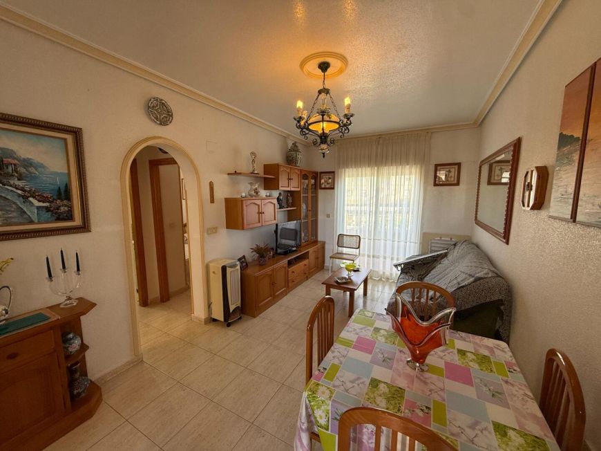 Espanha 2-bedroom bungalow with pool and parking