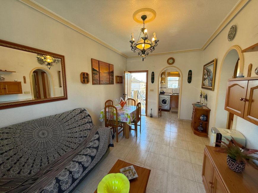 Espanha 2-bedroom bungalow with pool and parking