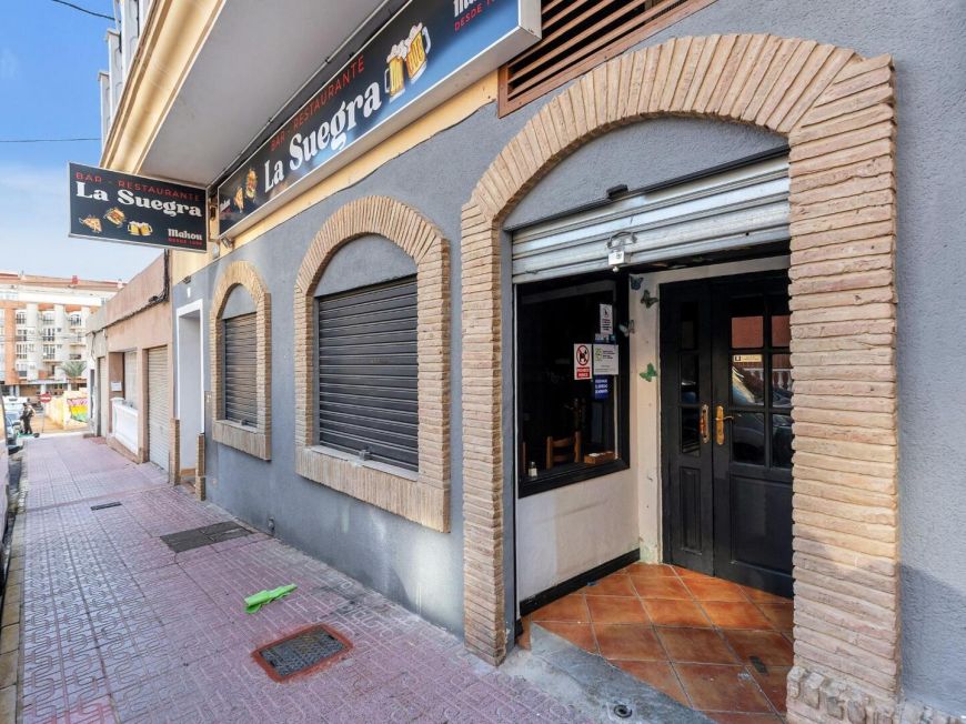 Španělsko Commercial Premises in Torrevieja Center – Excellent Investment Opportunity