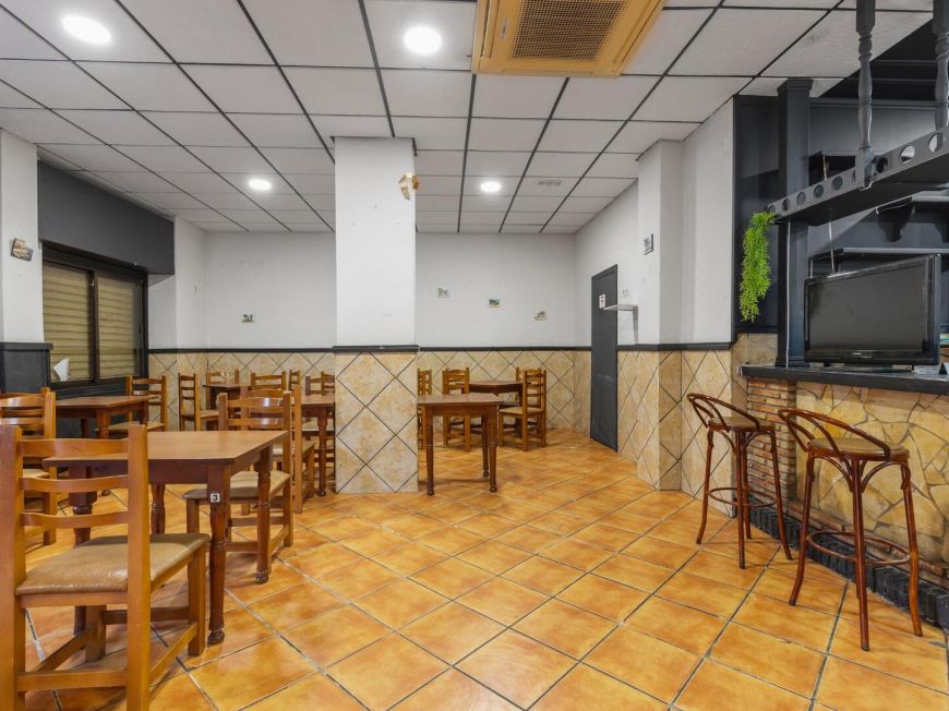 Španělsko Commercial Premises in Torrevieja Center – Excellent Investment Opportunity