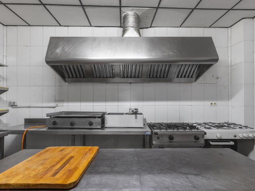 Španělsko Commercial Premises in Torrevieja Center – Excellent Investment Opportunity