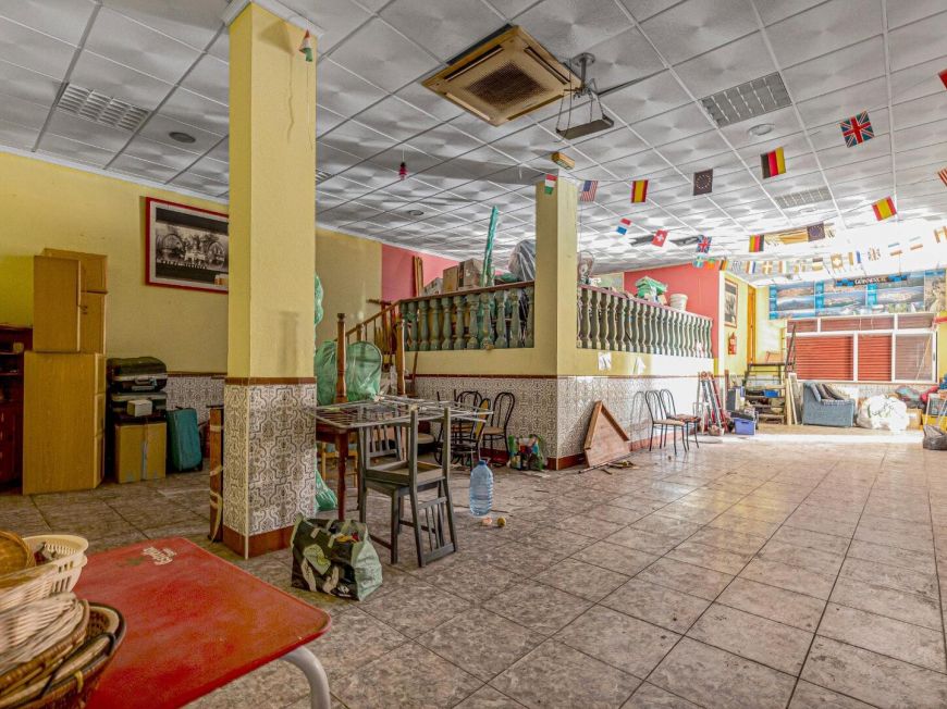 Spain Commercial Premises in Playa del Cura – Great Investment Opportunity in Torrevieja