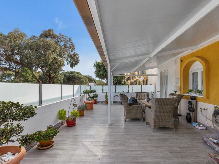 Испания Exclusive Frontline Corner Villa with Unobstructed Sea and Nature Views