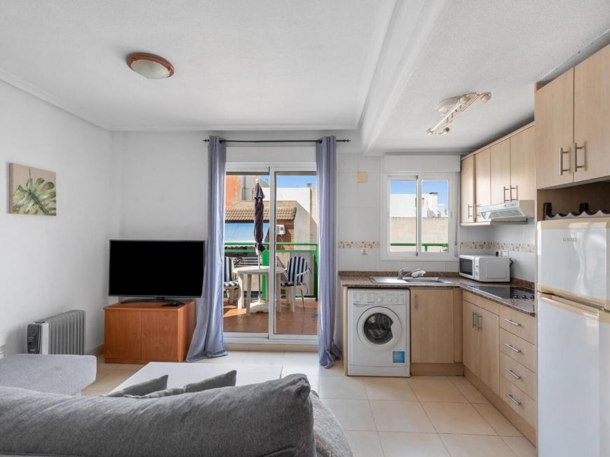 Španělsko Penthouse in second line, 50 metres from Los Locos Beach