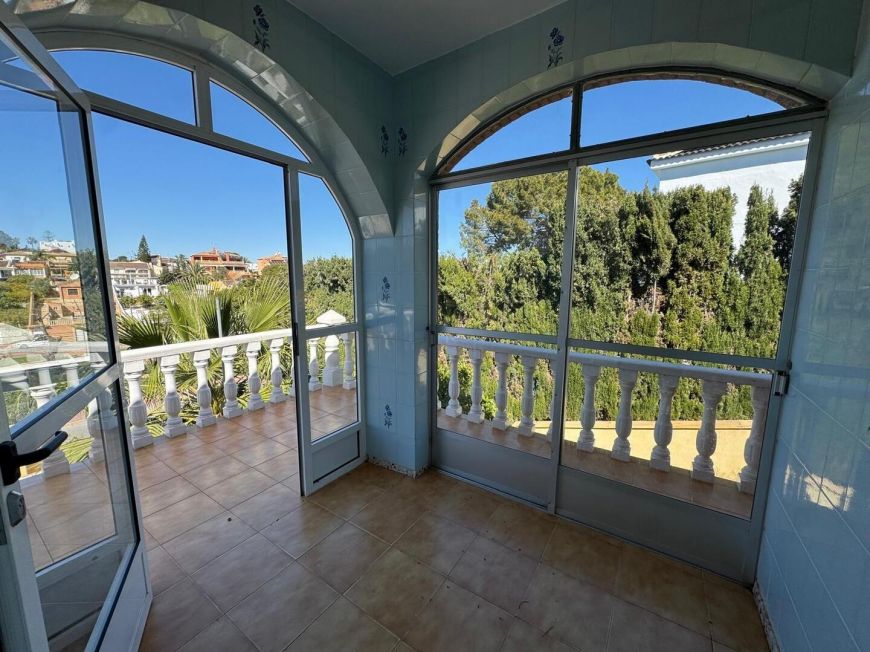 Španělsko Semi-detached house with large plot and beautiful views in Torrevieja – Los Balcones area