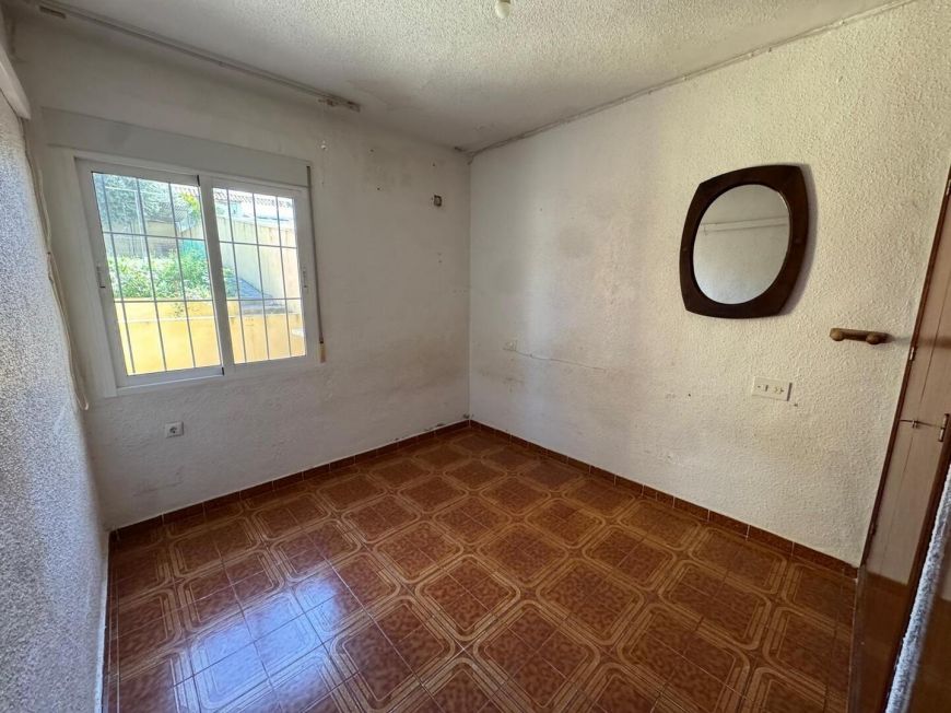 Španělsko Semi-detached house with large plot and beautiful views in Torrevieja – Los Balcones area