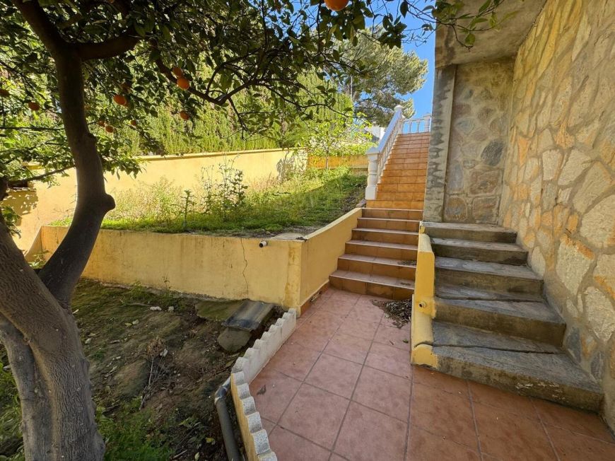 Španělsko Semi-detached house with large plot and beautiful views in Torrevieja – Los Balcones area