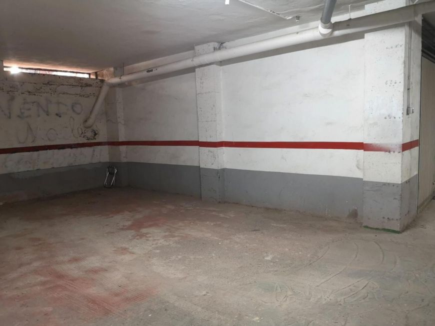 Španělsko Parking space at Diego Ramírez 264