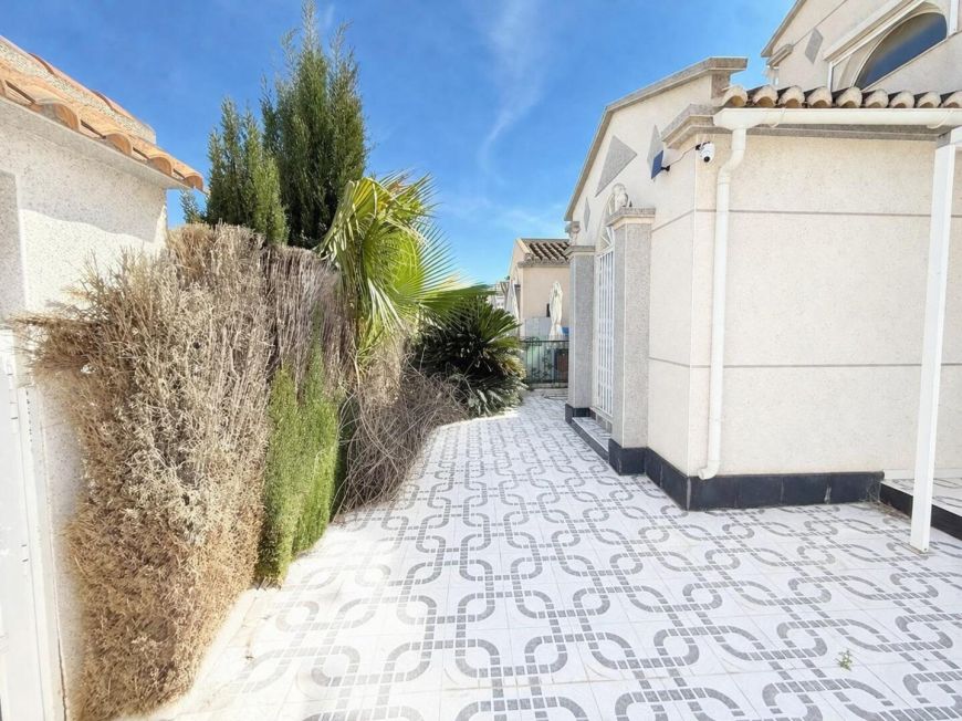 Španělsko Opportunity: Semi-detached house in Torrealmendros