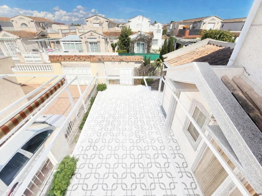 Španělsko Opportunity: Semi-detached house in Torrealmendros