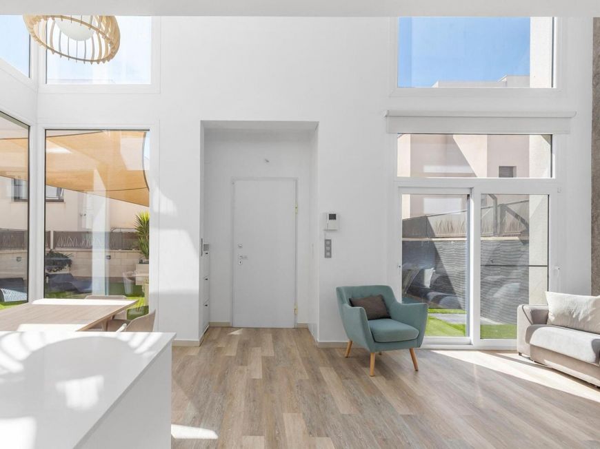 Španělsko Opportunity: New Construction Villa in Pueblo Bravo