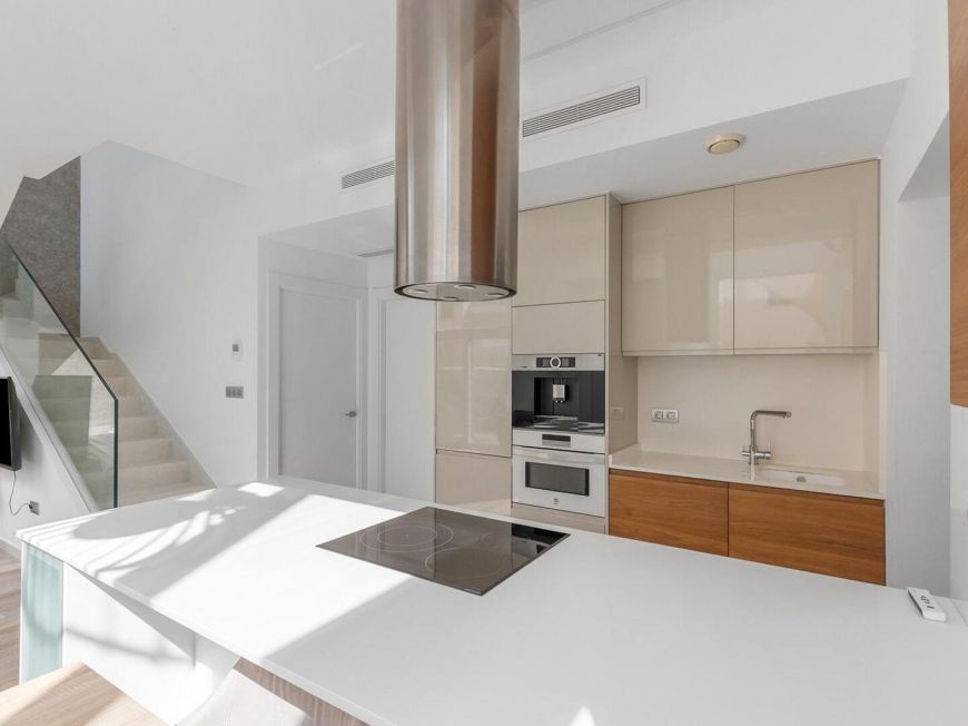 Španělsko Opportunity: New Construction Villa in Pueblo Bravo