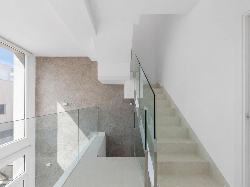 Španělsko Opportunity: New Construction Villa in Pueblo Bravo