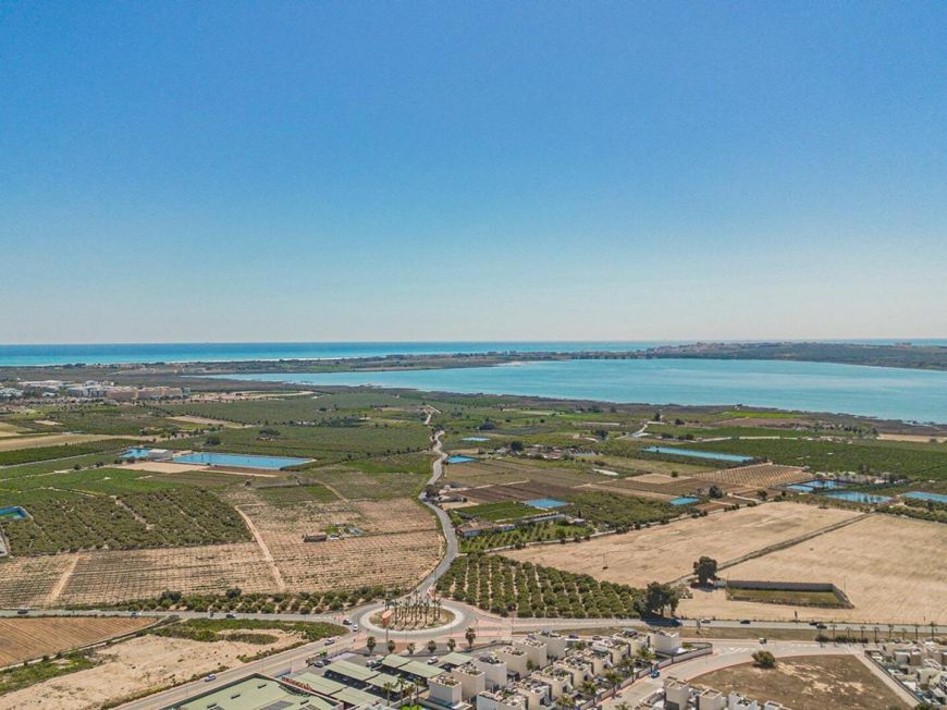 Španělsko Opportunity: New Construction Villa in Pueblo Bravo