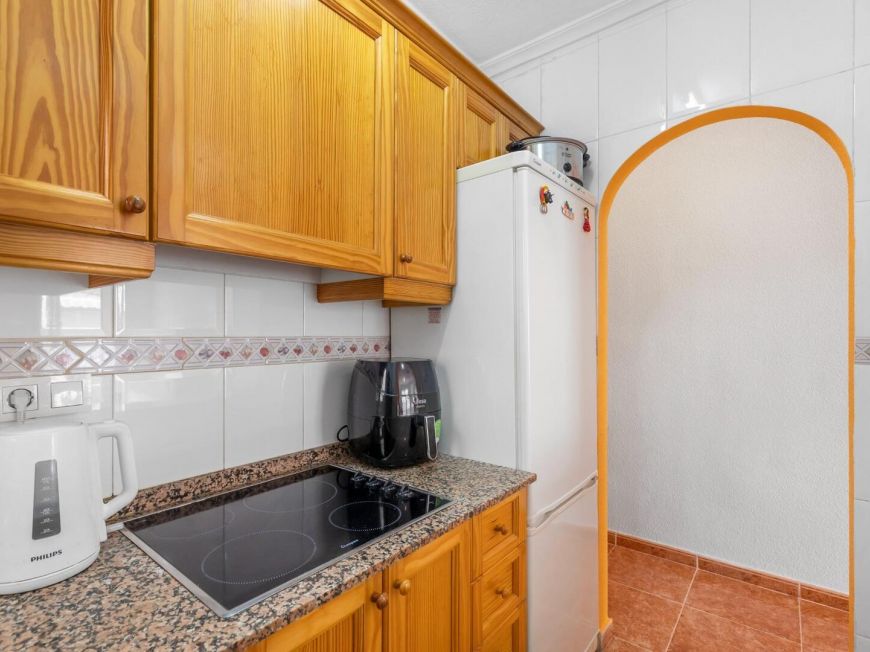 Španělsko Great opportunity in the center of Torrevieja – 2 bedrooms, furnished, near the port