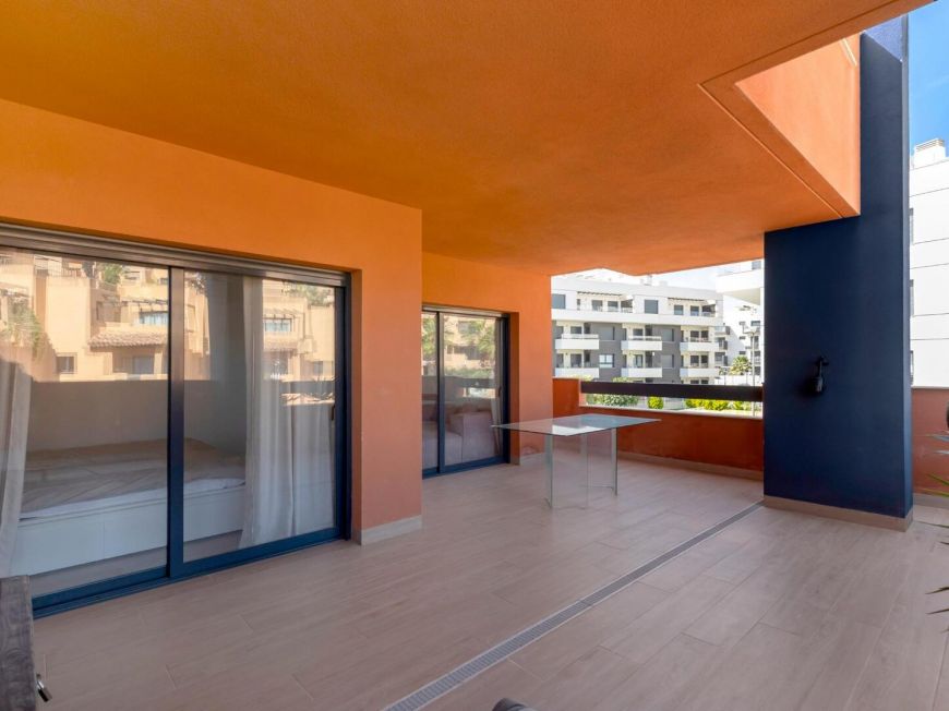 España Exclusiva vivienda en segunda planta con terraza de 35 m2 – Residencial Palapagolf II, Orihuela Costa