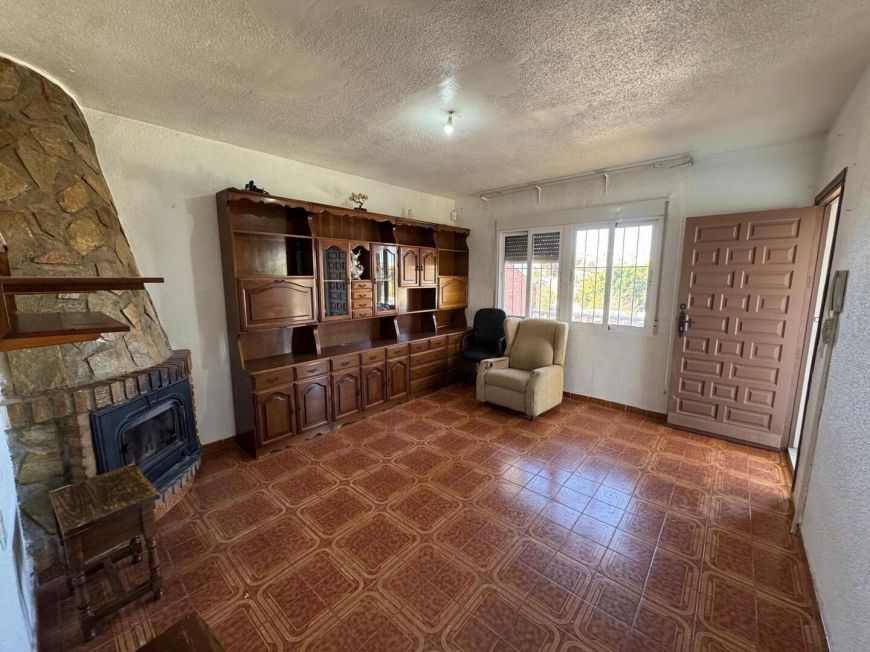 Španělsko Semi-detached house with large plot and beautiful views in Torrevieja – Los Balcones area