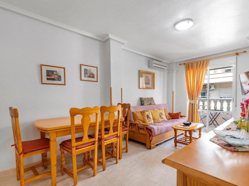 Španělsko Apartment with pool in the heart of Torrevieja · Playa del Cura