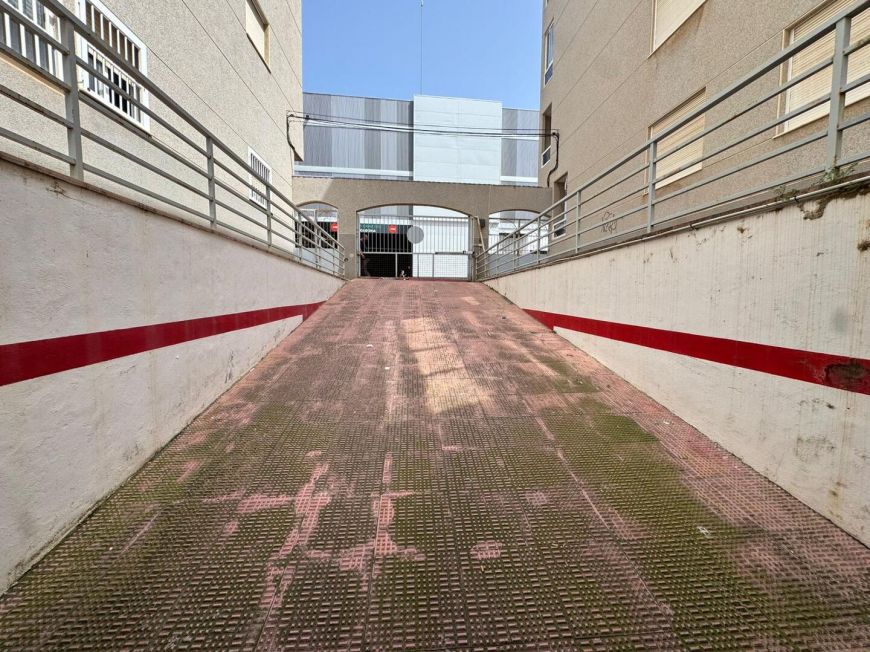 Španělsko Move-in ready apartment in an excellent location in Torrevieja.