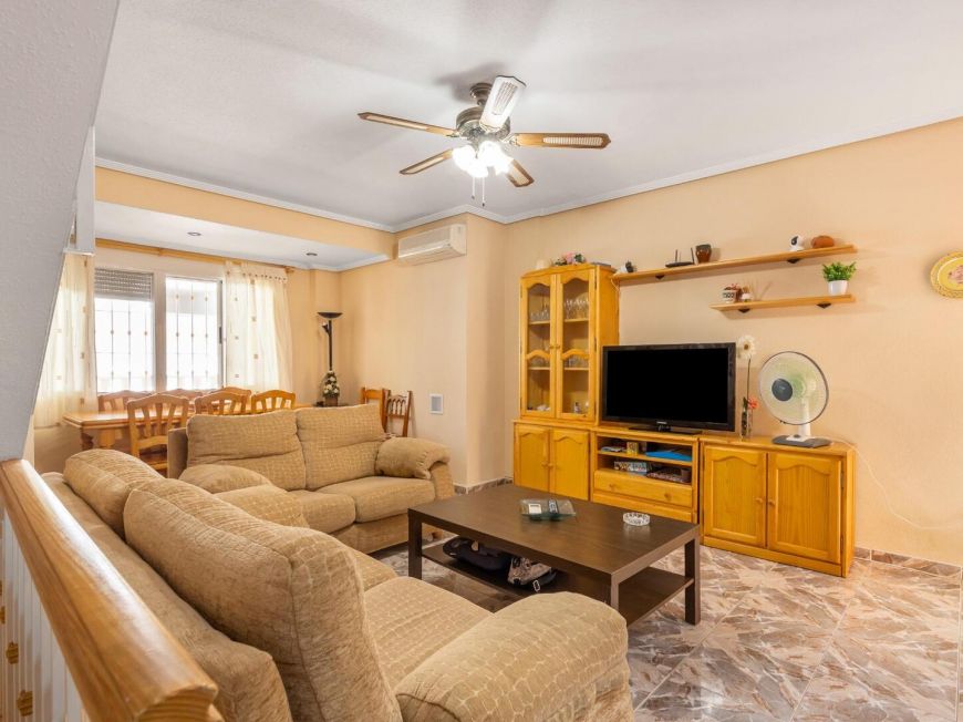 Espanha 🏡 Large semi-detached 200m from the beach in Los Alcázares (Murcia) with 4 bedrooms + 2 bathrooms