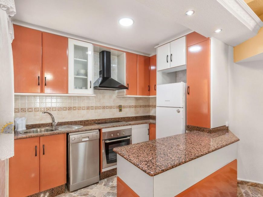Espanha 🏡 Large semi-detached 200m from the beach in Los Alcázares (Murcia) with 4 bedrooms + 2 bathrooms