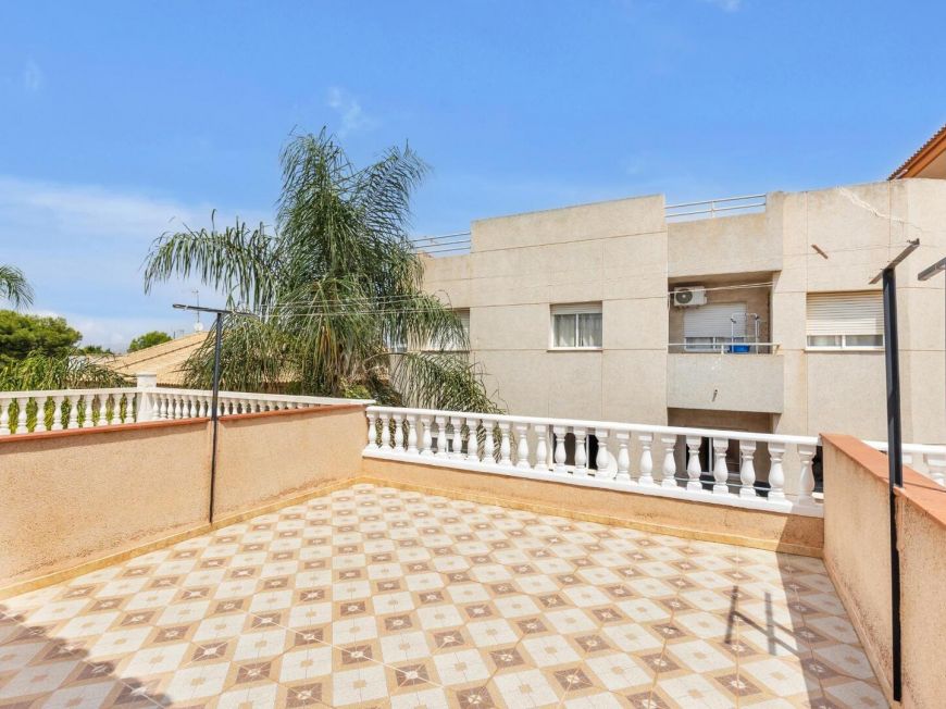 Espanha 🏡 Large semi-detached 200m from the beach in Los Alcázares (Murcia) with 4 bedrooms + 2 bathrooms