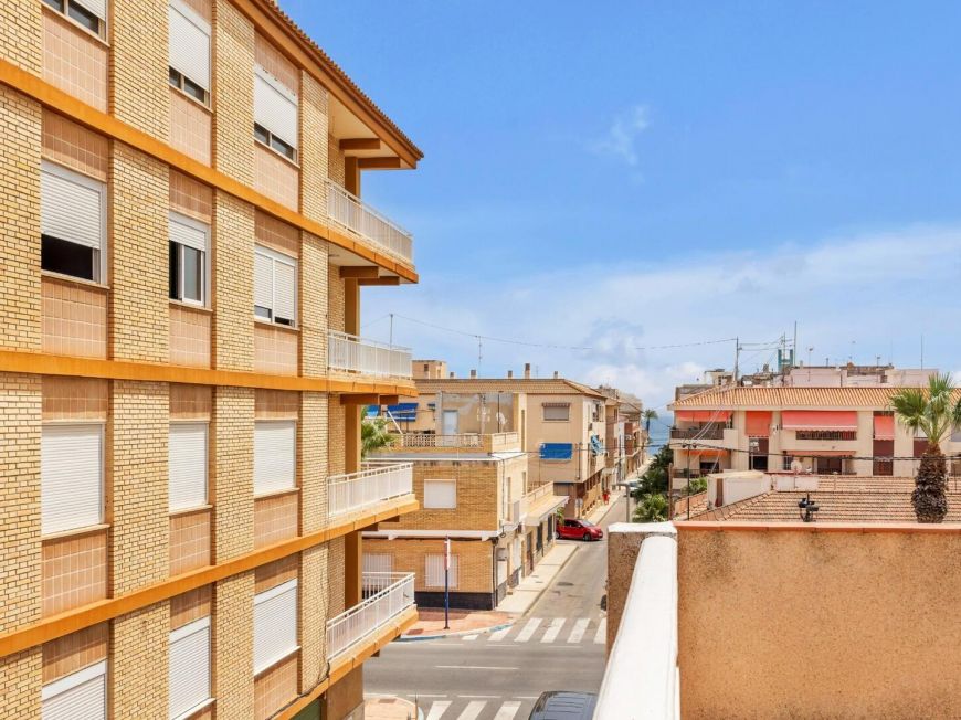 Espanha 🏡 Large semi-detached 200m from the beach in Los Alcázares (Murcia) with 4 bedrooms + 2 bathrooms