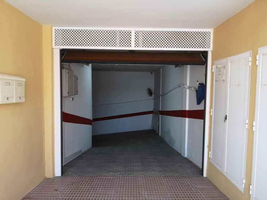 Espanha 🏡 Large semi-detached 200m from the beach in Los Alcázares (Murcia) with 4 bedrooms + 2 bathrooms