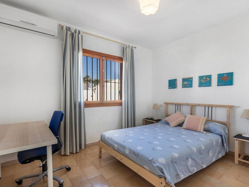 Španělsko Townhouse in Residencial Calas Blancas – 6 Bedrooms - Only 500m from Playa del Cura 🏖️