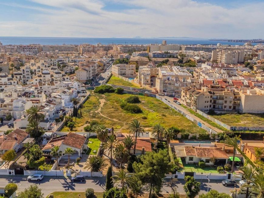 Španělsko Townhouse in Residencial Calas Blancas – 6 Bedrooms - Only 500m from Playa del Cura 🏖️