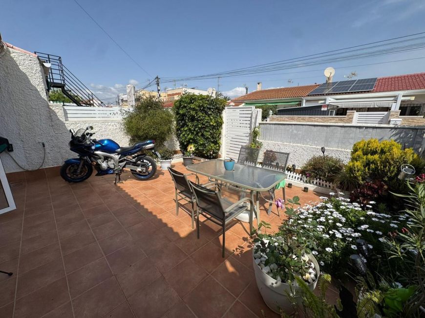 Espanha RENOVATED BUNGALOW WITH NO NEIGHBORS ABOVE