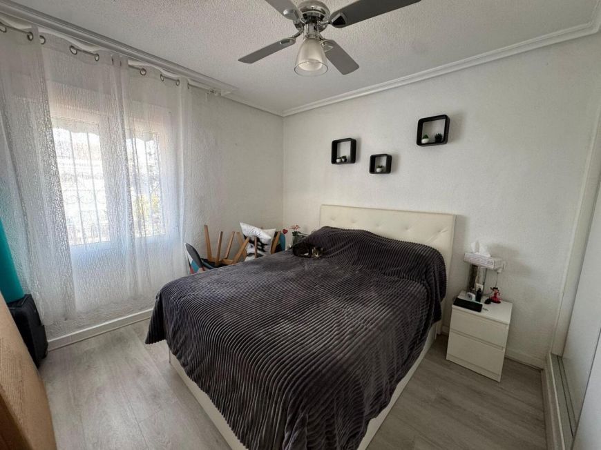 Espanha RENOVATED BUNGALOW WITH NO NEIGHBORS ABOVE